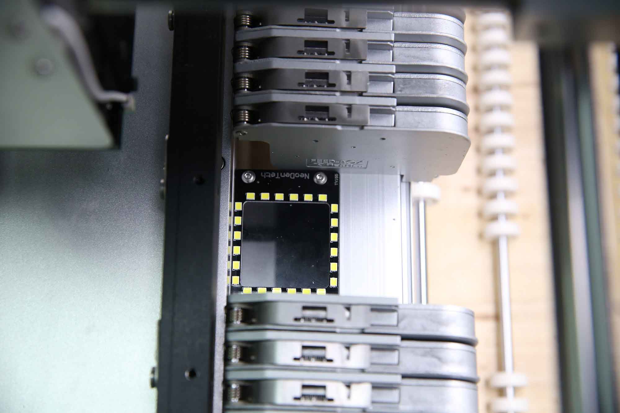 machine pick and place